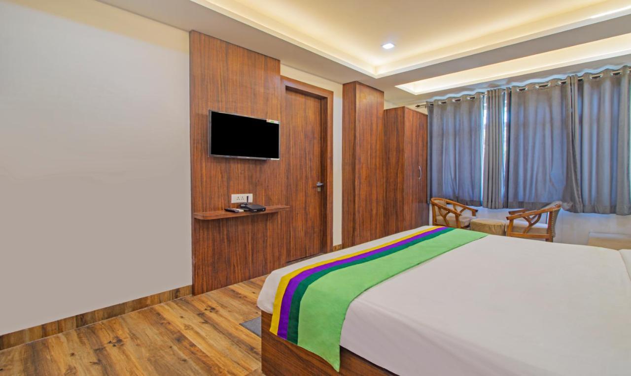 Treebo The Empire Near Taj Mahal Agra Hotel Agra  Exterior photo