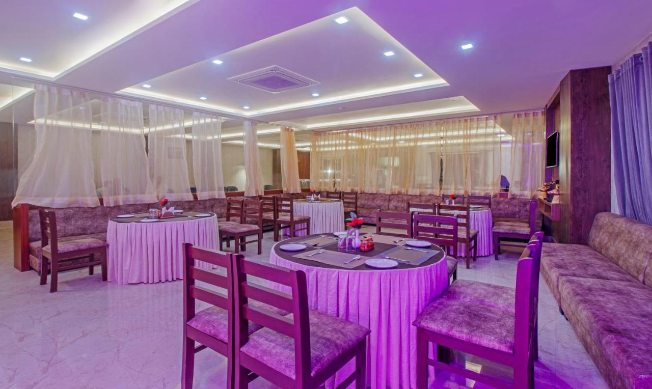 Treebo The Empire Near Taj Mahal Agra Hotel Agra  Exterior photo